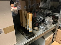 Inhoud container links - afbeelding 5 van  38