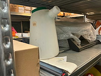 Inhoud container links - afbeelding 8 van  38