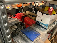 Inhoud container links - afbeelding 9 van  38