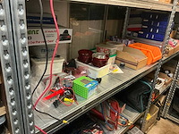 Inhoud container links - afbeelding 21 van  38