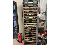 Inhoud container links - afbeelding 28 van  38