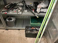 Inhoud container links - afbeelding 34 van  38