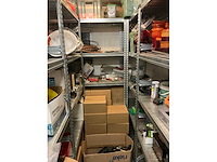 Inhoud container links - afbeelding 36 van  38