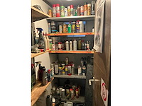 Inhoud container midden - afbeelding 1 van  9