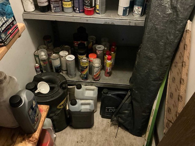 Inhoud container midden - afbeelding 4 van  9