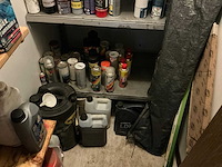 Inhoud container midden - afbeelding 4 van  9