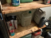 Inhoud container midden - afbeelding 6 van  9