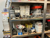 Inhoud container rechts - afbeelding 9 van  32