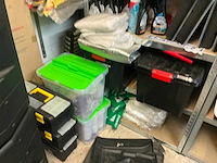 Inhoud container rechts - afbeelding 20 van  32