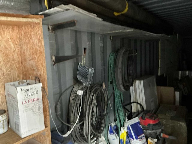 Inhoud container - afbeelding 8 van  38