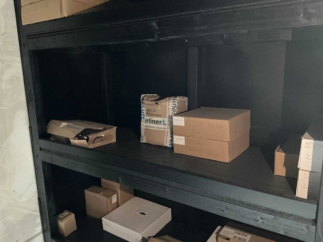 Inhoud container - afbeelding 11 van  38