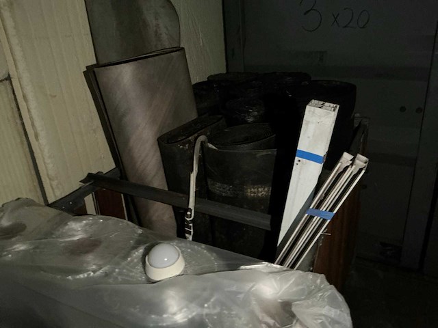 Inhoud container - afbeelding 29 van  38