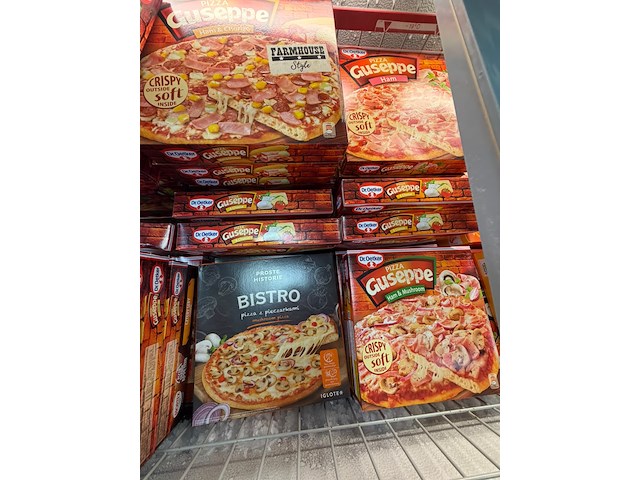 Inhoud diepvries: partij diepvriespizza's - afbeelding 5 van  7
