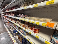 Inhoud diepvries: partij gekoelde zuivelproducten - afbeelding 7 van  11