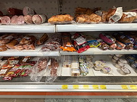 Inhoud diepvries: partij gekoelde zuivelproducten - afbeelding 8 van  11