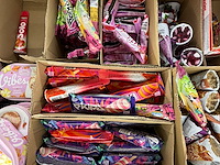 Inhoud diepvries: partij ijs en diepvriesdesserts - afbeelding 5 van  8