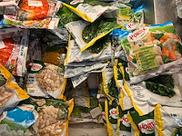 Inhoud diepvries: partij pierogi en diepvriesgerechten - afbeelding 5 van  9