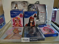 Inhoud doos ±12 carnavalspullen - afbeelding 1 van  1