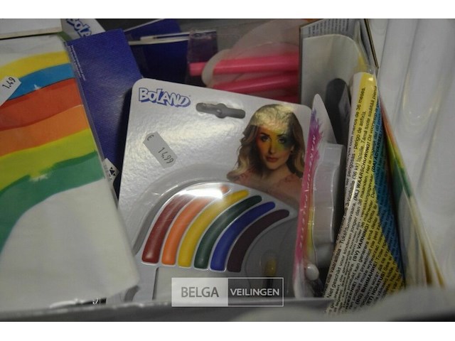 Inhoud doos div. versiering - afbeelding 3 van  4