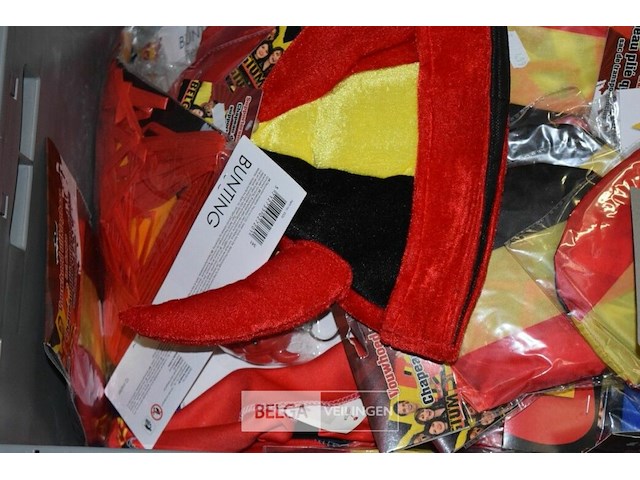 Inhoud doos partij div artikelen support voetbal belgië - afbeelding 3 van  3