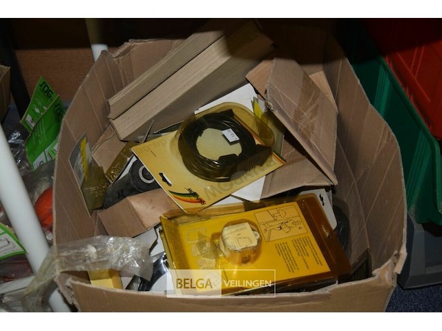 Inhoud doos - afbeelding 1 van  3