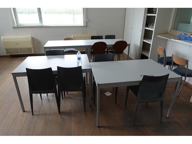 Inhoud eetzaal - afbeelding 1 van  10