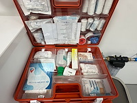 Inhoud ehbo kamer - afbeelding 4 van  17