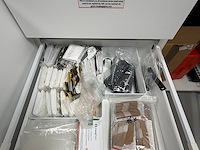 Inhoud ehbo kamer - afbeelding 9 van  17