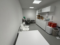 Inhoud ehbo kamer - afbeelding 11 van  17