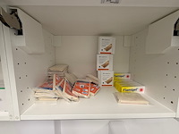 Inhoud ehbo kamer - afbeelding 15 van  17