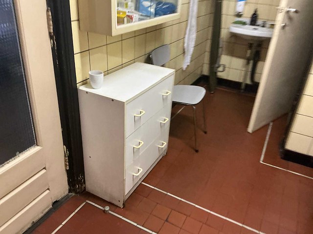 Inhoud ehbo lokaal - afbeelding 3 van  5