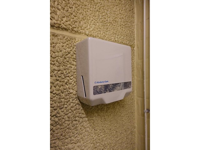 Inhoud ehbo ruimte - afbeelding 2 van  4