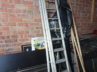 Inhoud garage - afbeelding 1 van  7