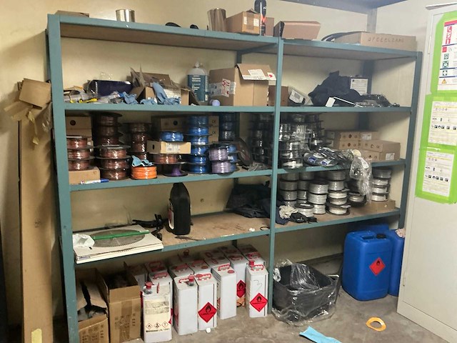 Inhoud kantoor - afbeelding 4 van  7