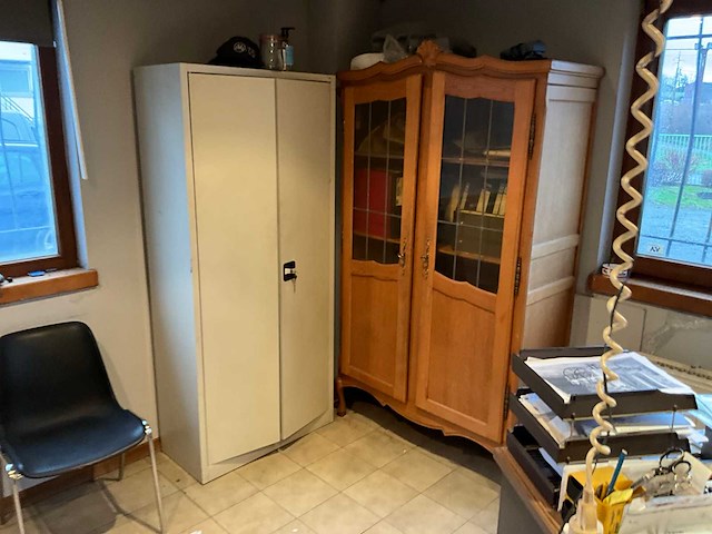 Inhoud kantoor - afbeelding 4 van  13