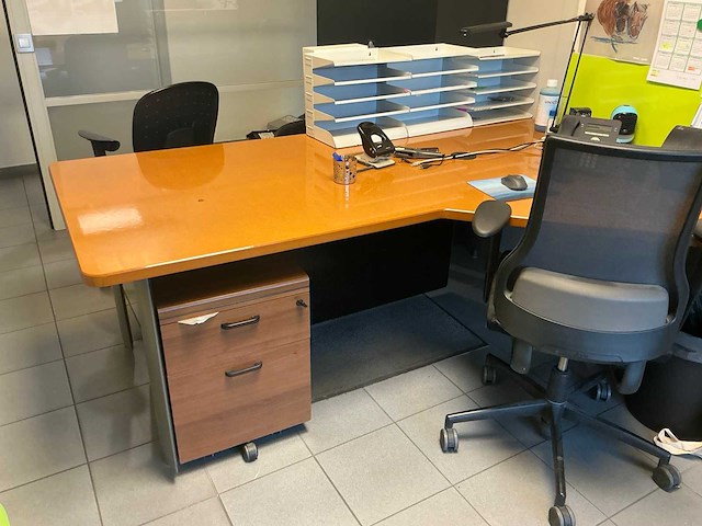 Inhoud kantoorruimte - afbeelding 12 van  19