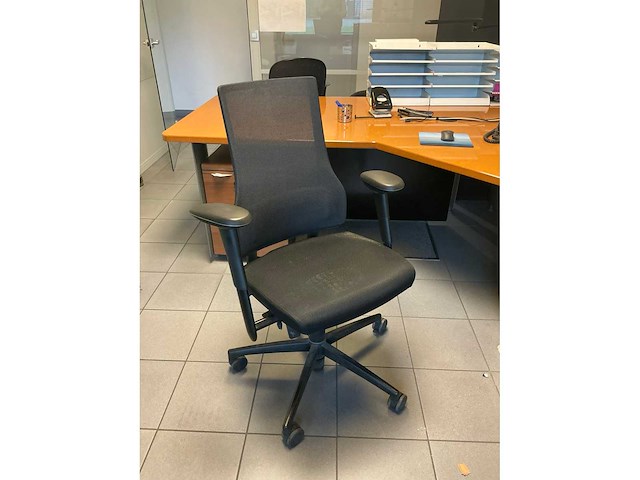 Inhoud kantoorruimte - afbeelding 16 van  19