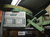 Inhoud kar partij oase voor bloemstukken - afbeelding 1 van  7