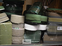 Inhoud kar partij oase voor bloemstukken - afbeelding 5 van  7