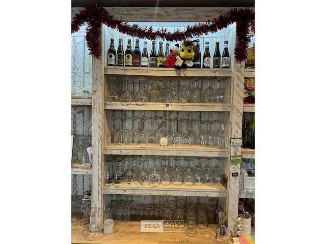 Inhoud kast - div glazen - afbeelding 2 van  5