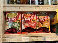 Inhoud kast - div snoep en soepen - afbeelding 4 van  7