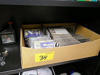 Inhoud kast divers deel 1 - afbeelding 4 van  6