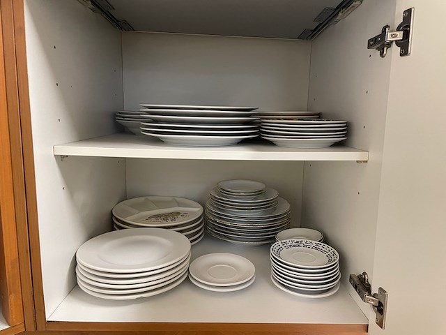 Inhoud kast - afbeelding 1 van  3