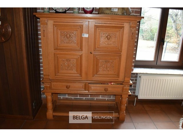 Inhoud kast - afbeelding 1 van  6