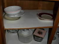 Inhoud kast - afbeelding 2 van  8