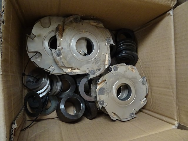 Inhoud kast - afbeelding 5 van  26