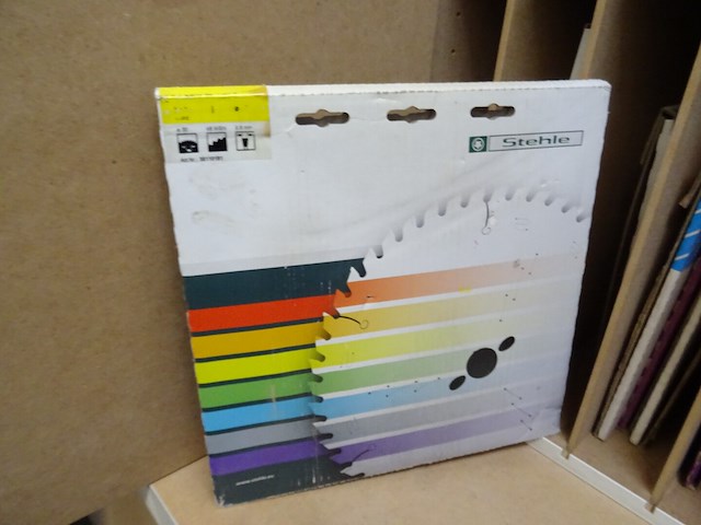 Inhoud kast - afbeelding 18 van  26