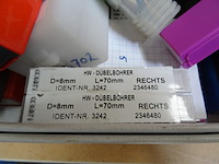 Inhoud kast - afbeelding 20 van  26