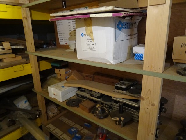 Inhoud kast - afbeelding 7 van  18