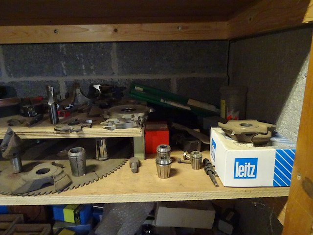 Inhoud kast - afbeelding 13 van  18